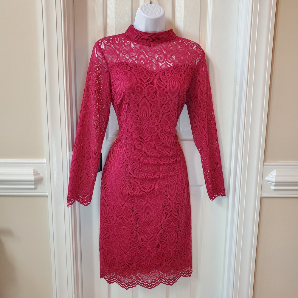 NWT - Noctflos - Long Sleeve - Lace Dress in Fusia - Sz. L